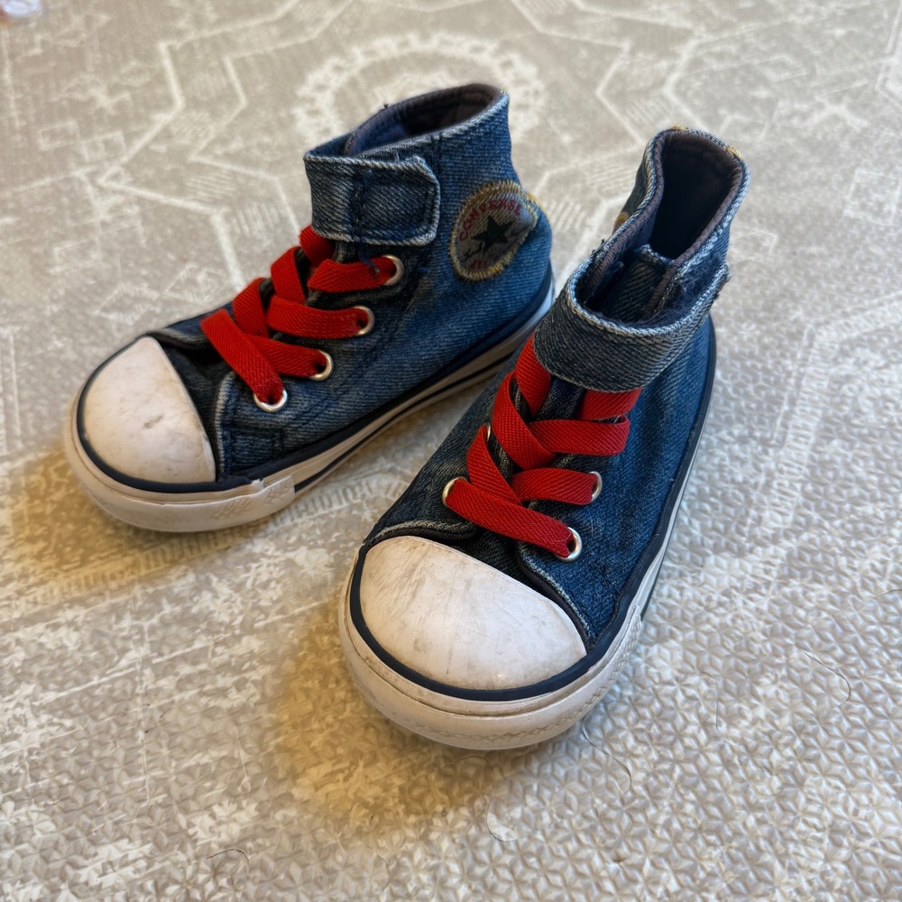 Converse Chuck Taylor High Top Infant Size 6 Blue Denim Red Laces